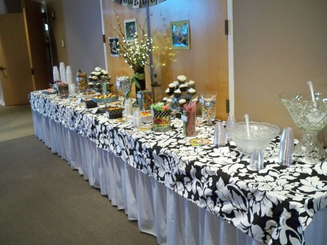 Black and White Table Decorations